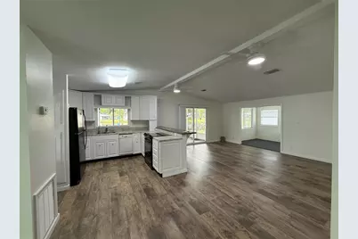 8 Robin Road, Wildwood, FL 34785 - Photo 4