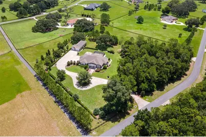 10615 NE 104th Circle, Oxford, FL 34484 - Photo 2