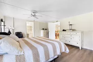 5556 Columbus Cir, Wildwood, FL 34785 - Photo 18