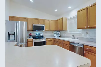 1521 Hollyberry Place, The Villages, FL 32162 - Photo 6