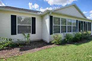 1521 Hollyberry Pl, The Villages, FL 32162 - Photo 26