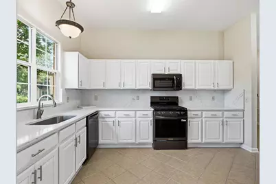 1256 Avenida De Las Casas, Lady Lake, FL 32159 - Photo 6