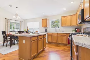 632 Cheraw Pl, The Villages, FL 32162 - Photo 8