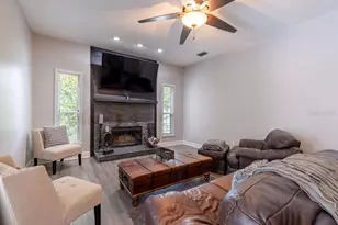 34041 Valencia Dr, Leesburg, FL 34788 - Photo 22