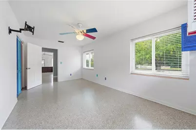 126 E Magnolia Avenue, Howey in the Hills, FL 34737 - Photo 30