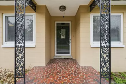 126 E Magnolia Avenue, Howey in the Hills, FL 34737 - Photo 6