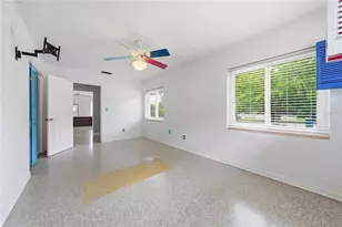 126 E Magnolia Ave, Howey in the Hills, FL 34737 - Photo 28