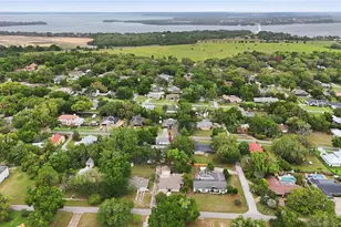 126 E Magnolia Ave, Howey in the Hills, FL 34737 - Photo 42