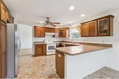 2039 Tynte Terrace, The Villages, FL 32162 - Photo 10