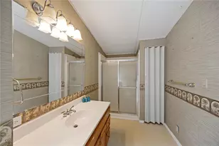 36833 Shadow Hill Dr, Fruitland Park, FL 34731 - Photo 8