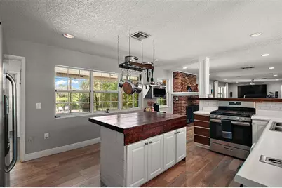 705 Summit Court, Mount Dora, FL 32757 - Photo 12