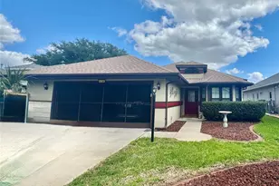 5738 King James Ave, Leesburg, FL 34748 - Photo 2