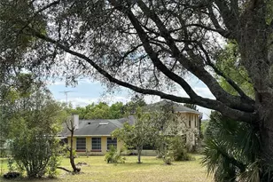 15121 SE 175th St, Weirsdale, FL 32195 - Photo 12