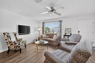 1539 Hollyberry Pl, The Villages, FL 32162 - Photo 22