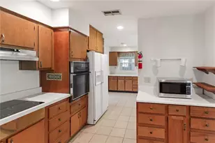 7378 NE 49th Ln, Wildwood, FL 34785 - Photo 10