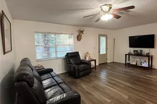 407 Poinsettia Ave, Fruitland Park, FL 34731 - Photo 12
