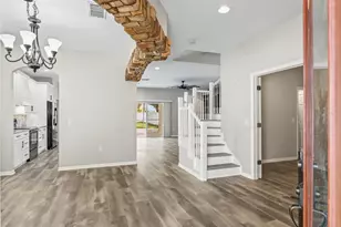 4942 NE 123rd Ln, Oxford, FL 34484 - Photo 6