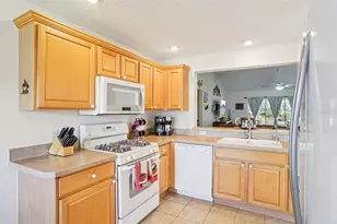 16596 SE 77th Northridge Ct, The Villages, FL 32162 - Photo 18