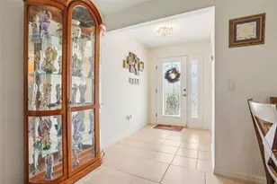 16596 SE 77th Northridge Ct, The Villages, FL 32162 - Photo 8