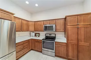481 Island House Path, The Villages, FL 32163 - Photo 12