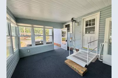 145 Royal Palm Drive, Leesburg, FL 34748 - Photo 2