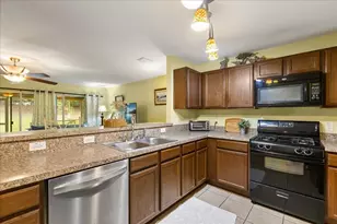 26921 White Plains Way, Leesburg, FL 34748 - Photo 14