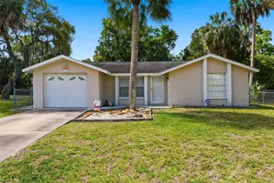 8704 Longboat Ln, Hudson, FL 34667 - Photo 2