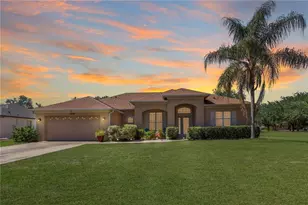 12929 Regiment Dr, Grand Island, FL 32735 - Photo 2