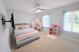 16910 Oval Rum Dr, Wimauma, FL 33598 - Photo 10