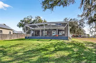 264 S Central Ave, Umatilla, FL 32784 - Photo 30