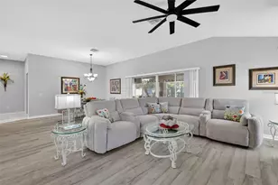 17325 SE 73rd Park Glen Ct, The Villages, FL 32162 - Photo 18
