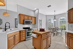 17325 SE 73rd Park Glen Ct, The Villages, FL 32162 - Photo 12