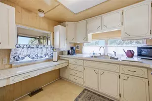 3896 Picciola Rd, Fruitland Park, FL 34731 - Photo 16