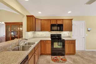 603 Evesborough Path, The Villages, FL 32163 - Photo 10