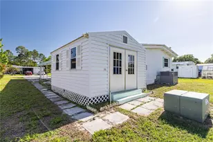 1026 Capella Dr, Tavares, FL 32778 - Photo 40
