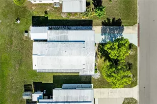 1026 Capella Dr, Tavares, FL 32778 - Photo 4