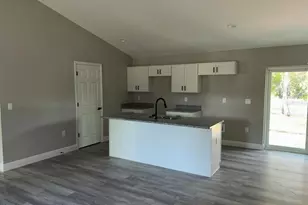 339 W Goldcoast Pl, Dunnellon, FL 34434 - Photo 10