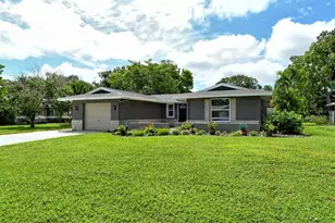6213 34th Ave W, Bradenton, FL 34209 - Photo 2