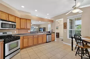 2359 Wakefield Way, Mount Dora, FL 32757 - Photo 4