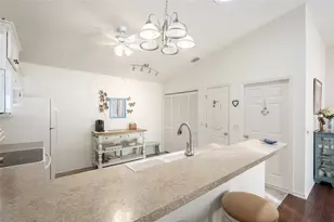 1814 Hallandale Ln, The Villages, FL 32162 - Photo 16
