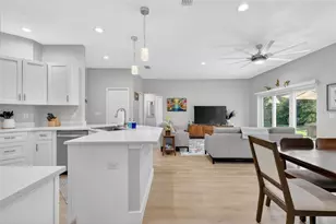 335 Vincent Dr, Mount Dora, FL 32757 - Photo 26