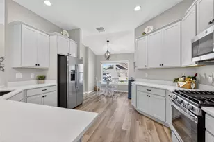 1713 Robbins Rd, The Villages, FL 34762 - Photo 10