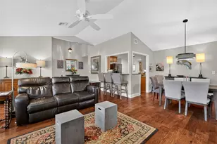 605 Sandlake Ct, Mount Dora, FL 32757 - Photo 20