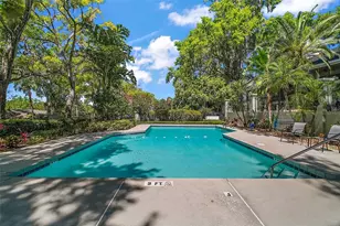 605 Sandlake Ct, Mount Dora, FL 32757 - Photo 4
