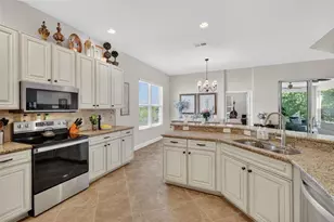 10075 Lake Miona Way, Oxford, FL 34484 - Photo 10
