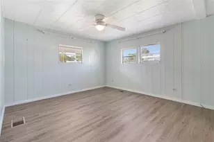 1123 Forest Ln, Tavares, FL 32778 - Photo 10