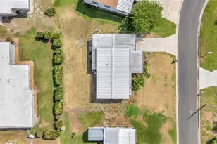 1123 Forest Ln, Tavares, FL 32778 - Photo 20