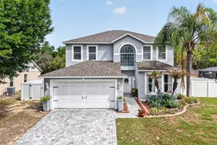 359 Pebble Ct, Minneola, FL 34715 - Photo 2
