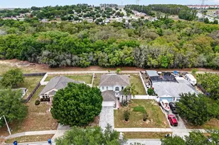 359 Pebble Ct, Minneola, FL 34715 - Photo 20