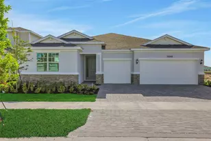10693 NW Suncrest Loop, Port Saint Lucie, FL 34987 - Photo 2